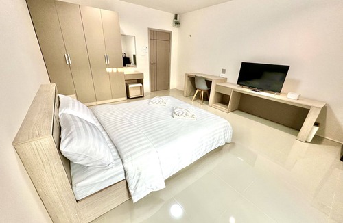 Bang Prok Apartment | Smith's Place