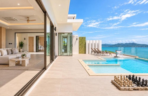 Moo 5 Villa | Sol Sofia 4BR, Seaview, Pool, Breakfast, Villa Staffs, 2-minute walk to Thong Son Beach