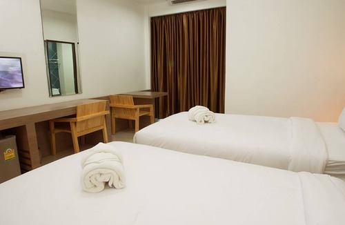 Nong Khon Kwang Hotel | Soontree House