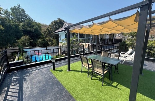 Hua Hin House | Spacious 4/5-Bed Villa with 11m Pool, Gym, Bar & Pool Table – Great Location!
