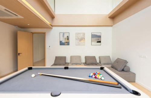 Wattana Villa | Spacious 4BR Muji Home with Loft Pool in Ekkamai