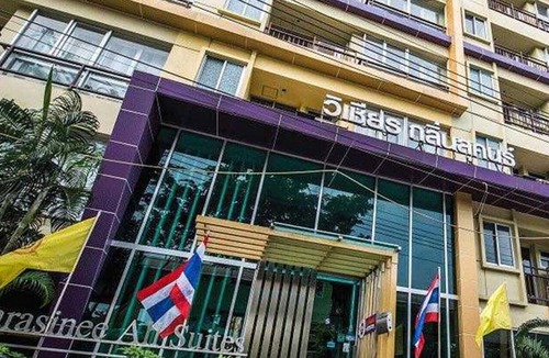 Khlong Ton Sai House | Spacious Elegant Suite | Bella B Bangkok
