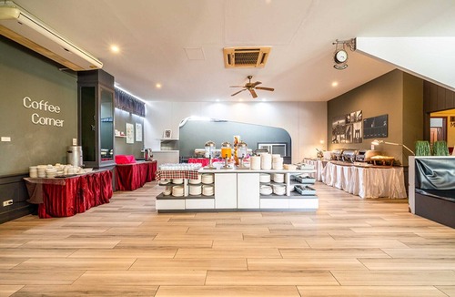 Central Pattaya House | Spacious Family Stay | Great for Groups