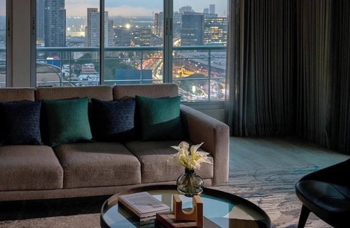 Bangkok Central Business District Apartment | SPACIOUS THREE BEDROOM APARTMENT WITH PANORAMIC VIEW