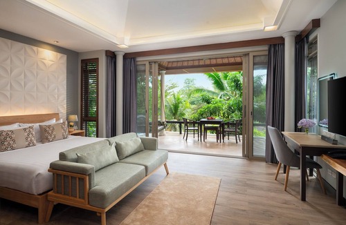 Cha-am Resort | Springfield Village Golf & Spa