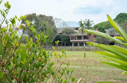 Mae Rim Bed & Breakfast | Stay At Lantana Mae Rim