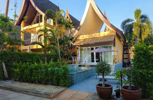 Klong Son Villa | Steps to Beach Luxury 3BR Private Pool Villa