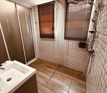 Pratunam Apartment | Studio Matcha 1min to BTS Phaya Thai Airport link