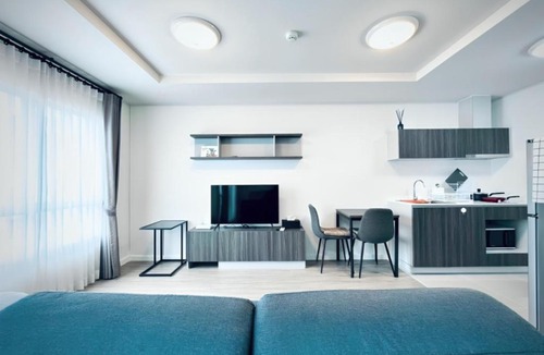 Chiang Mai Apartment | Studio Near Central Festival Includes Street Parking