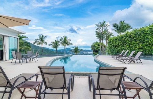 Lamai Villa | Stunning 6-bedroom retreat with mesmerizing sea views, saltwater infinity pool, and rooftop solarium