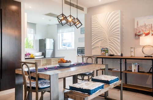 Karon Apartment | Stunning Karon Beachfront Apartment 707