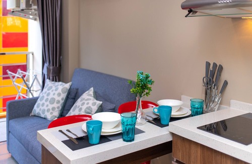 Nai Harn Apartment | Stylish 1BR Apt Near Nai Harn Beach & Pools P607
