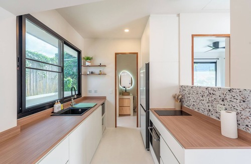 Ban Saiyuan Villa | Stylish Rooftop Pool Villa Sea View V211