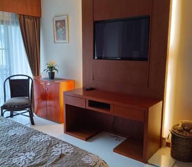 Laguna Apartment | Stylish seaside Apartment on Laguna GOLF Course