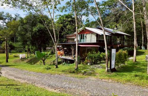 Ban Na Faek House | Suan Tha-Thong Homestay สวนตาทองโฮมสเตย์
