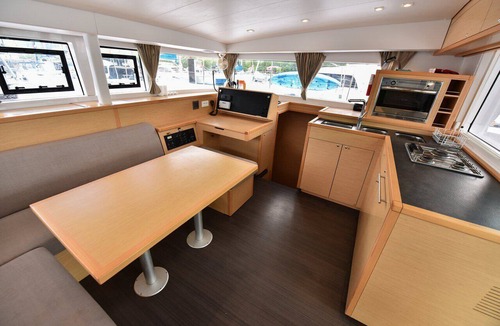 Salak Kok Boat Rental | Sun-Kissed Sailing Journey in Trat, Koh Chang