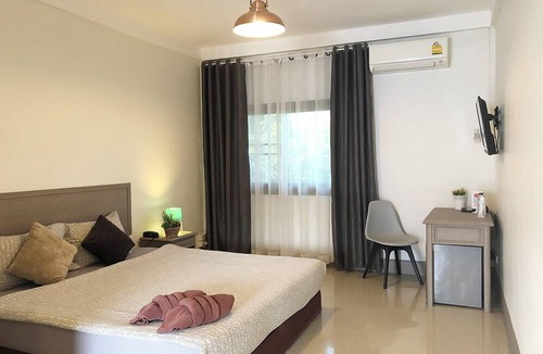 Ayutthaya Hotel | Sunday Ayothaya Hotel