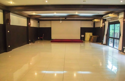 Nong Pa Khrang Hotel | Sunday Rainforest Chiangmai Hotel