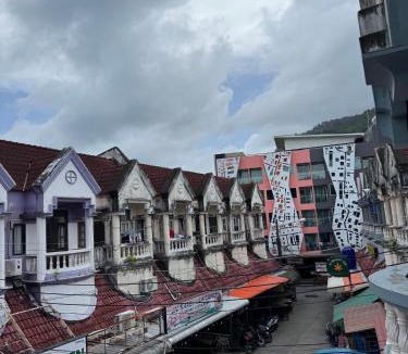 Patong Hostel | Sundiva Guest House