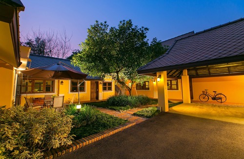 Nong Pa Khrang House | Sunny Side Up Well Home Living,downtown,chiang Mai