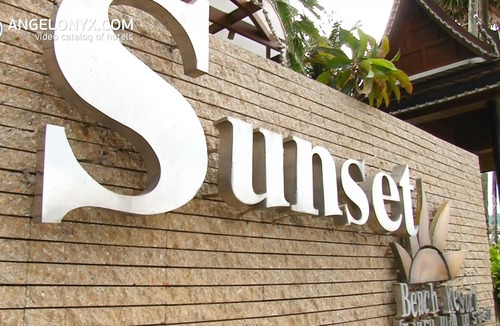 Patong Hotel | Sunset Beach Resort (SHA Extra Plus)