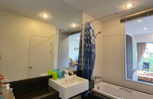 Karon Condo | Sunset Sea-View Studio, Karon Beach 800 m, Pool, Fibre Wi-Fi
