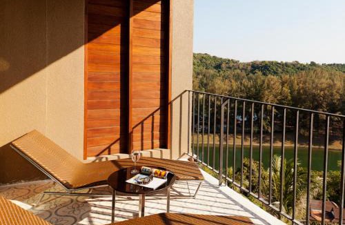 Nai Harn Resort | SUNSURI PHUKET, Nai Harn Beach
