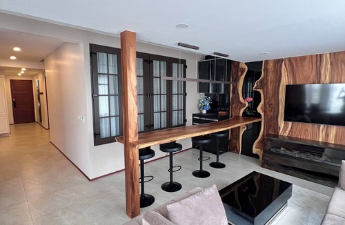 Karon Apartment | Superior 3 Bedroom Apartment 300m to the Sea
