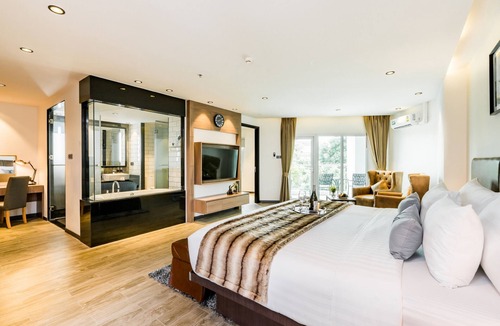 Nong Prue Hotel | SureStay Plus by Best Western T Pattaya
