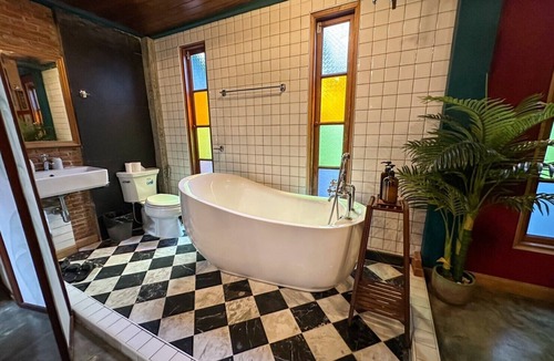 Khlong Tan Nuea House | T-house Bkk - Cozy house with private toilet