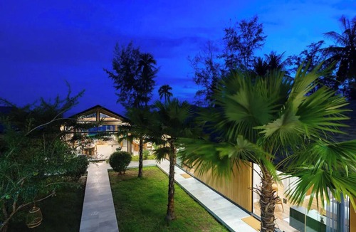 Laem Set Villa | 【 Talay 】 New 5BR Beach Villa Infinity Pool
