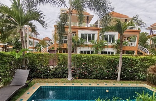Jomtien Villa | Tara Villas Luxury and private pool
