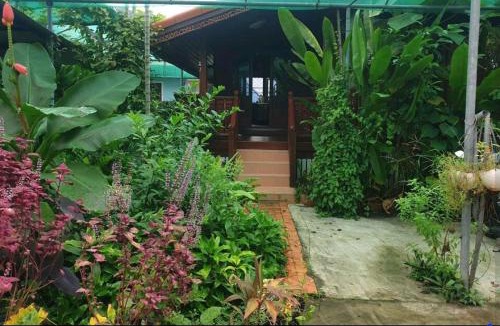 Kata House | Thai authentic wooden house at Kata
