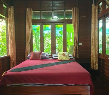 Kata House | Thai authentic wooden house at Kata