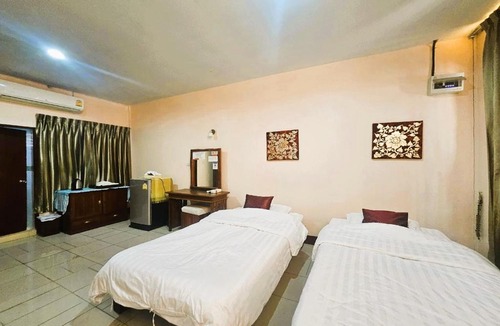 Hang Dong Hotel | Thai Gallery Baantawai