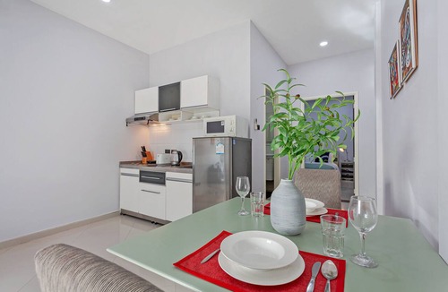 Pratumnak Hill Apartment | The 1 Bedroom "Four" with large pool