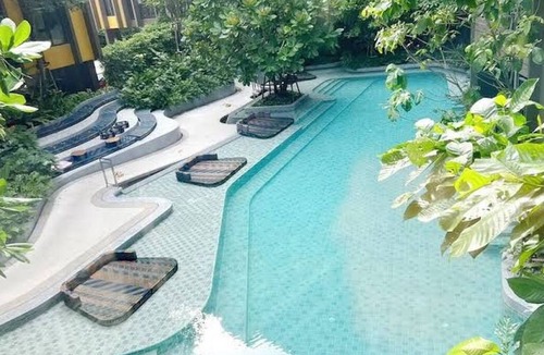 Phuket Apartment | The base central premium