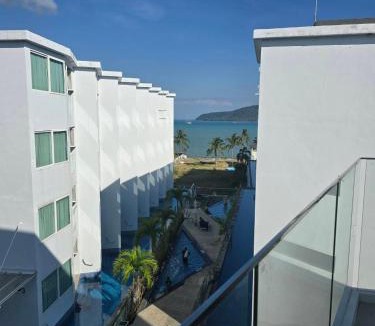Rawai Hotel | The beach front Condo