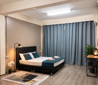 Chong Nonsi House | The Cage - Grand River INN