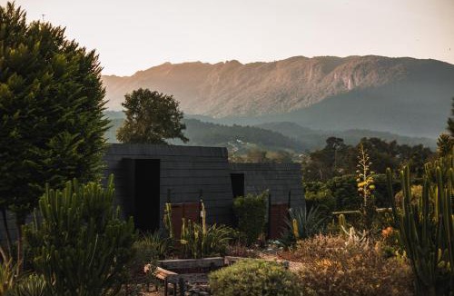 Chiang Dao Hotel | The CAMPIAN