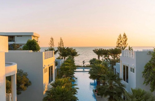 Hua Hin Hotel | The Delfini Hua Hin