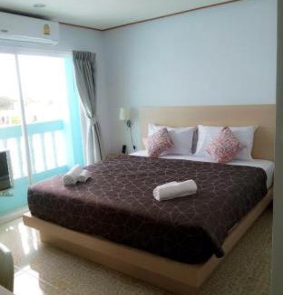 Talat Yai House | The Duck