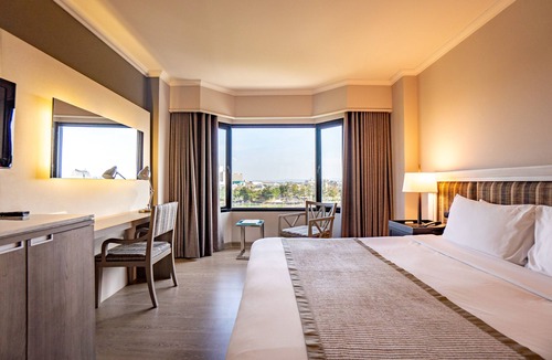 Phitsanulok Hotel | The Grand Riverside Hotel Phitsanulok