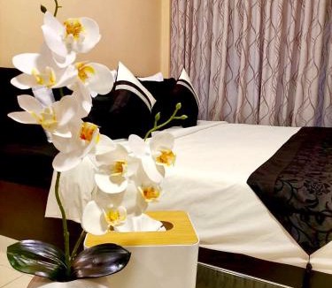 Nanai Road Bed & Breakfast | The Luka Guesthouse and Restaurant