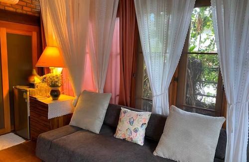 Rim Nuea House | the NOW by Kru Se Cottage