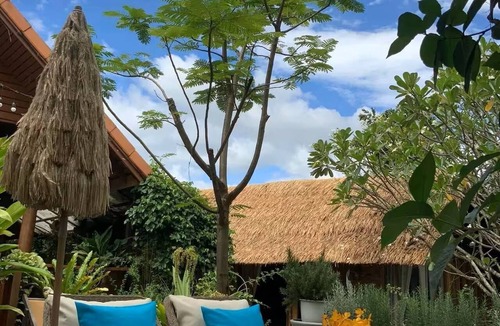 Rim Nuea House | the NOW by Kru Se Cottage