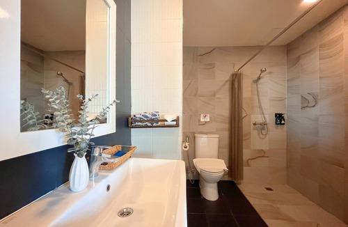 Ban Bo Han Hotel | The Sixteenth Naiyang Beach Hotel