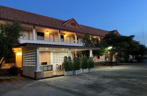 Nam Ruem Hotel | The Terrace Homestay Resort