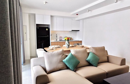 Bang Son Hotel | The Village Chumphon Hotel