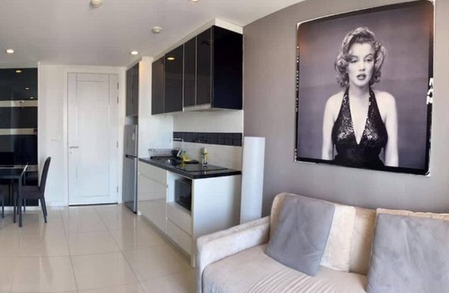Pratumnak Hill Apartment | The vision condo - Sea view apartment Pattaya pratamnak beach